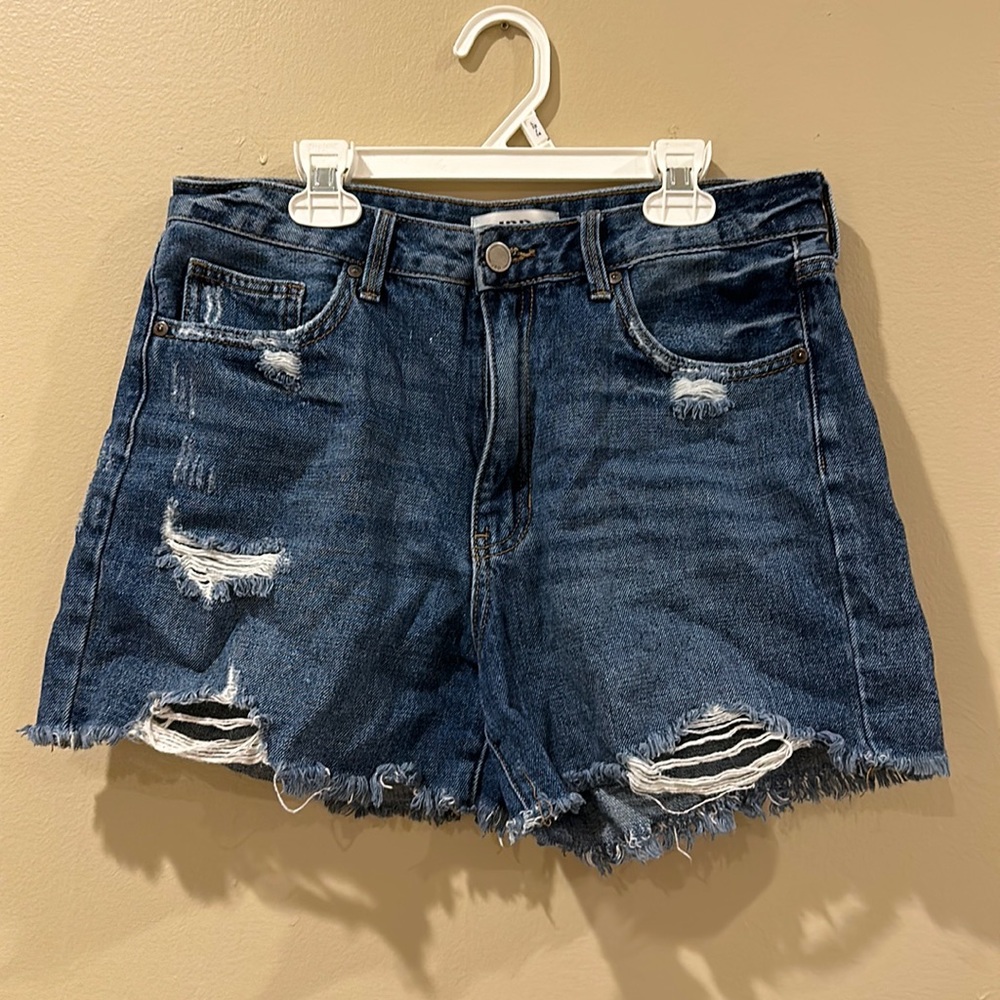 Vintage frayed denim midi shorts